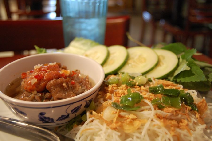 Five Favorite Louisville Restaurants For Great Eats Under 10 Axs Five Favorite Louisville Restaurants For Great Eats Under 10