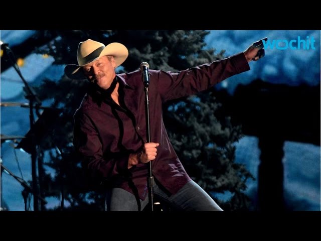Alan Jackson sustains perspective as ‘singer of simple songs’