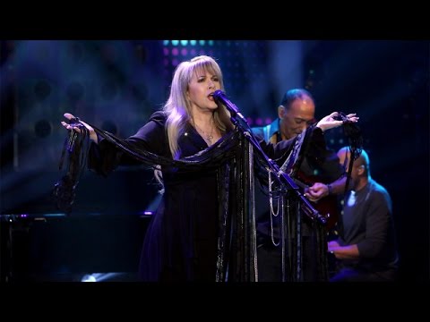 Stevie Nicks extends 24 Karat Gold Tour with 2017 U.S. spring dates
