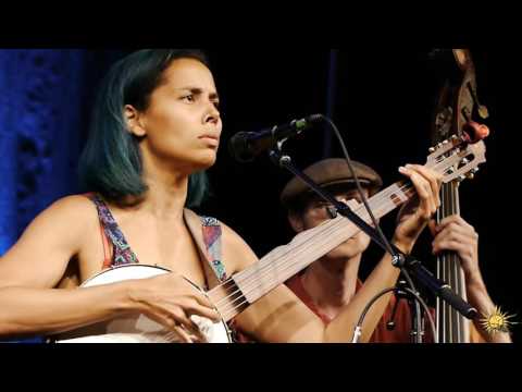 5 best Rhiannon Giddens lyrics