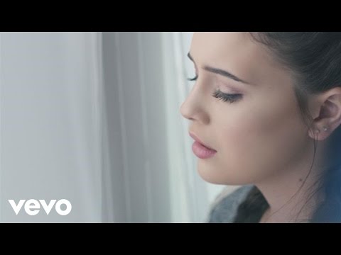 Bea Miller debuts new video for 'Song Like You'