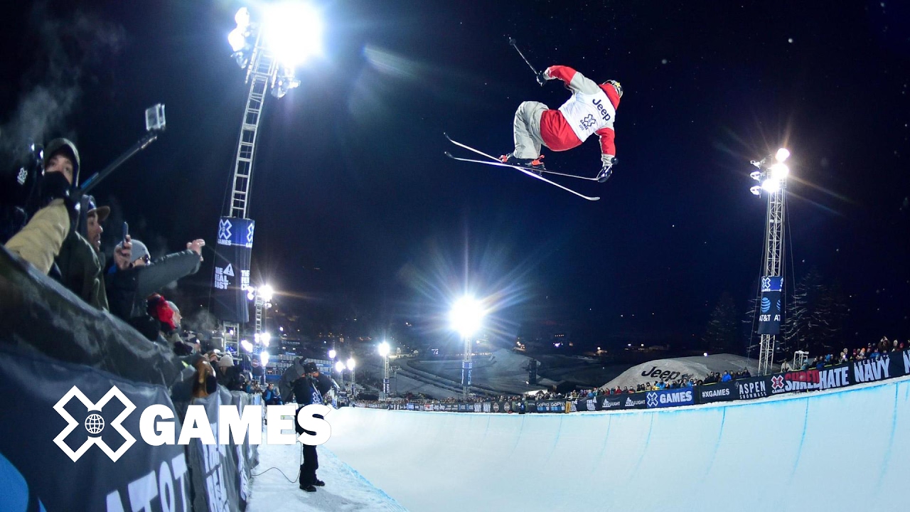 Blunck wins gold medal in men's halfpipe skiing at World Championships