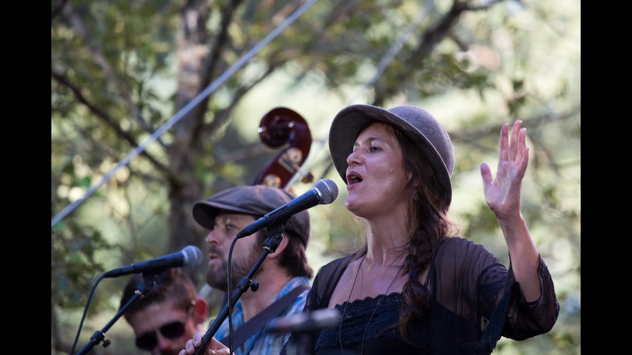 Review: I Draw Slow bridge Ireland and Appalachia on 'Turn Your Face to the Sun'