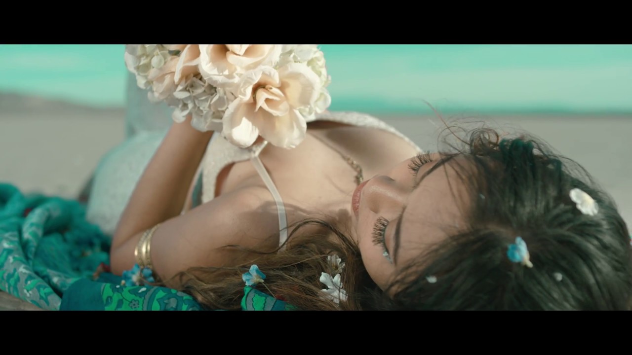 Jessica Domingo premiere's her original song 'Wonderland'