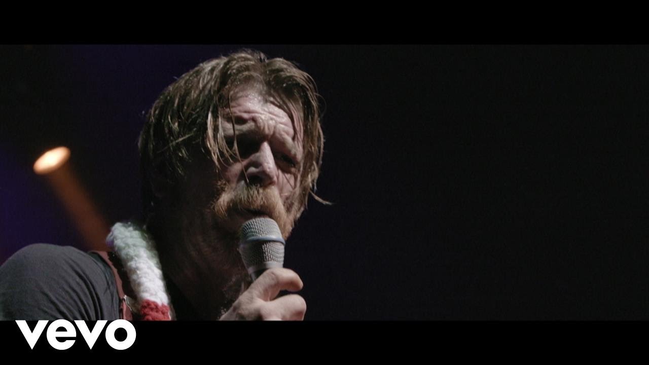 Eagles of Death Metal rock, remember in Paris concert film