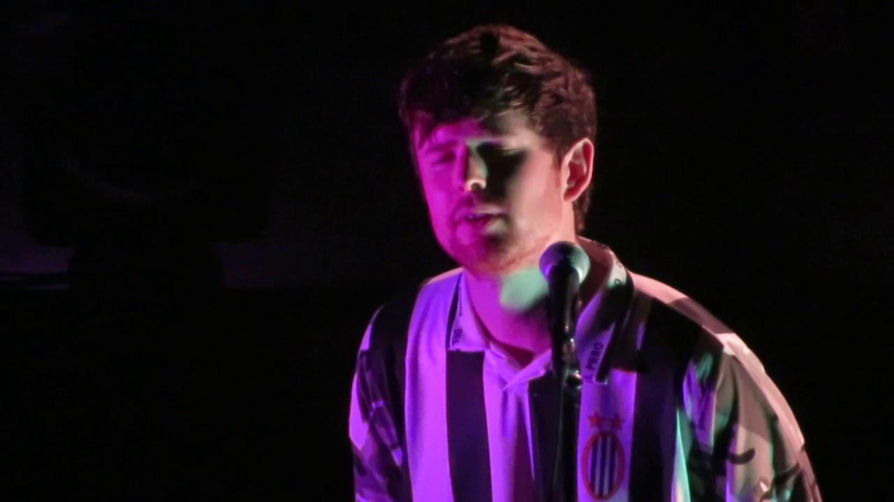 Watch James Blake debut 3 new songs live and cover Radiohead's 'Videotape'