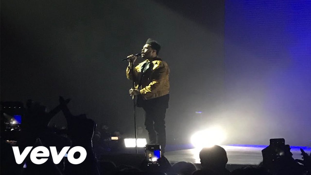 The Weeknd and Daft Punk 'Feel It Comin' at 2017 Grammys
