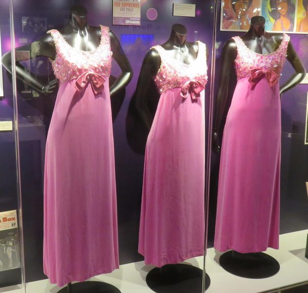 the supremes outfits