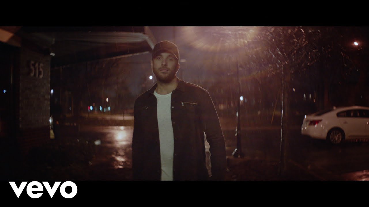 Performing on the BBVA Music Sessions: Tyler Rich