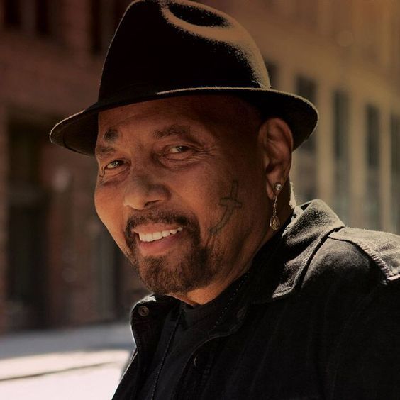 Aaron Neville
