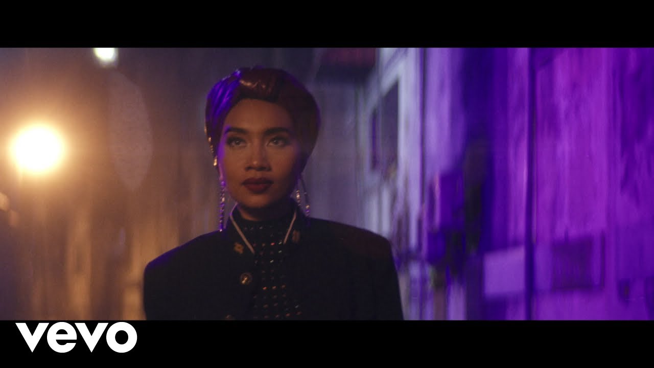 Yuna announces 2019 The Rogue Tour with Skylar Stecker