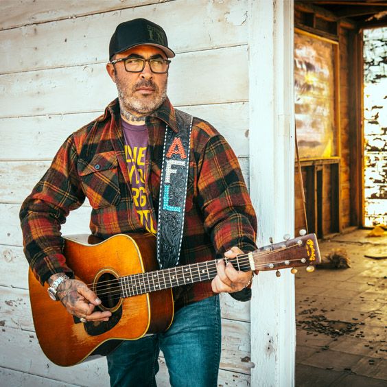 Aaron Lewis